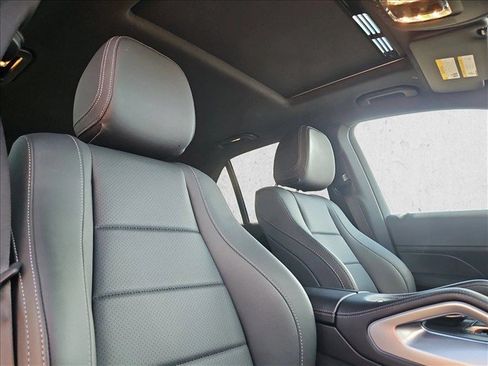 Certified 2026 Mercedes-Benz GLE 350 4MATIC w/ Winter Package image 22