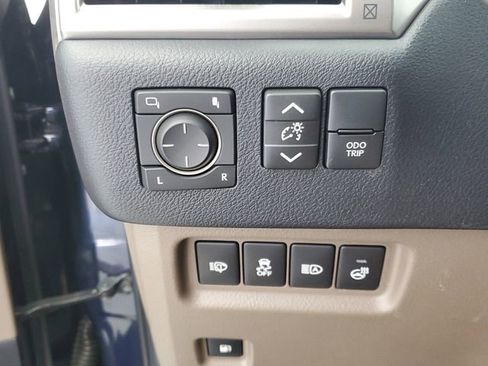 Used 2023 Lexus GX 460 Premium AWD/4WD image 33