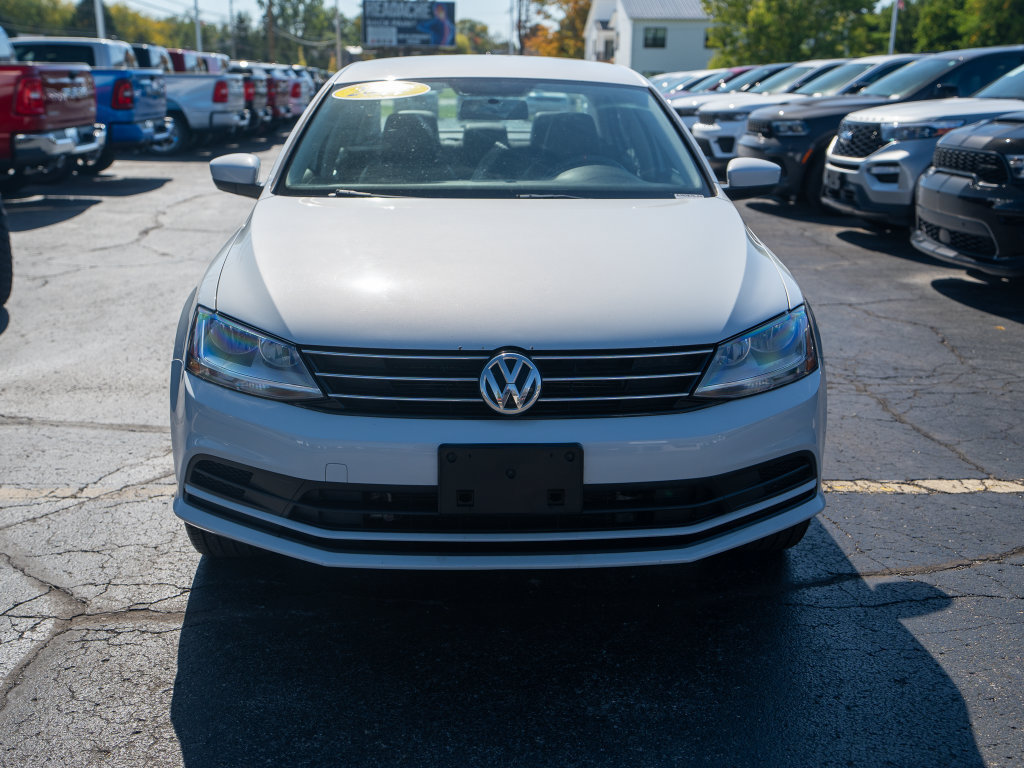 Used 2017 Volkswagen Jetta S w/ Jetta S Cold Weather Package FWD image 3