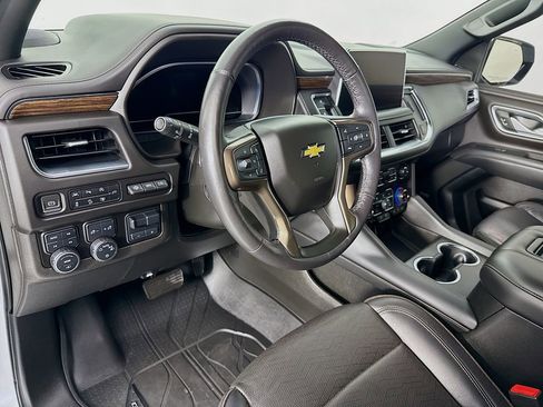 Used 2022 Chevrolet Suburban High Country w/ Max Trailering Package AWD/4WD image 9