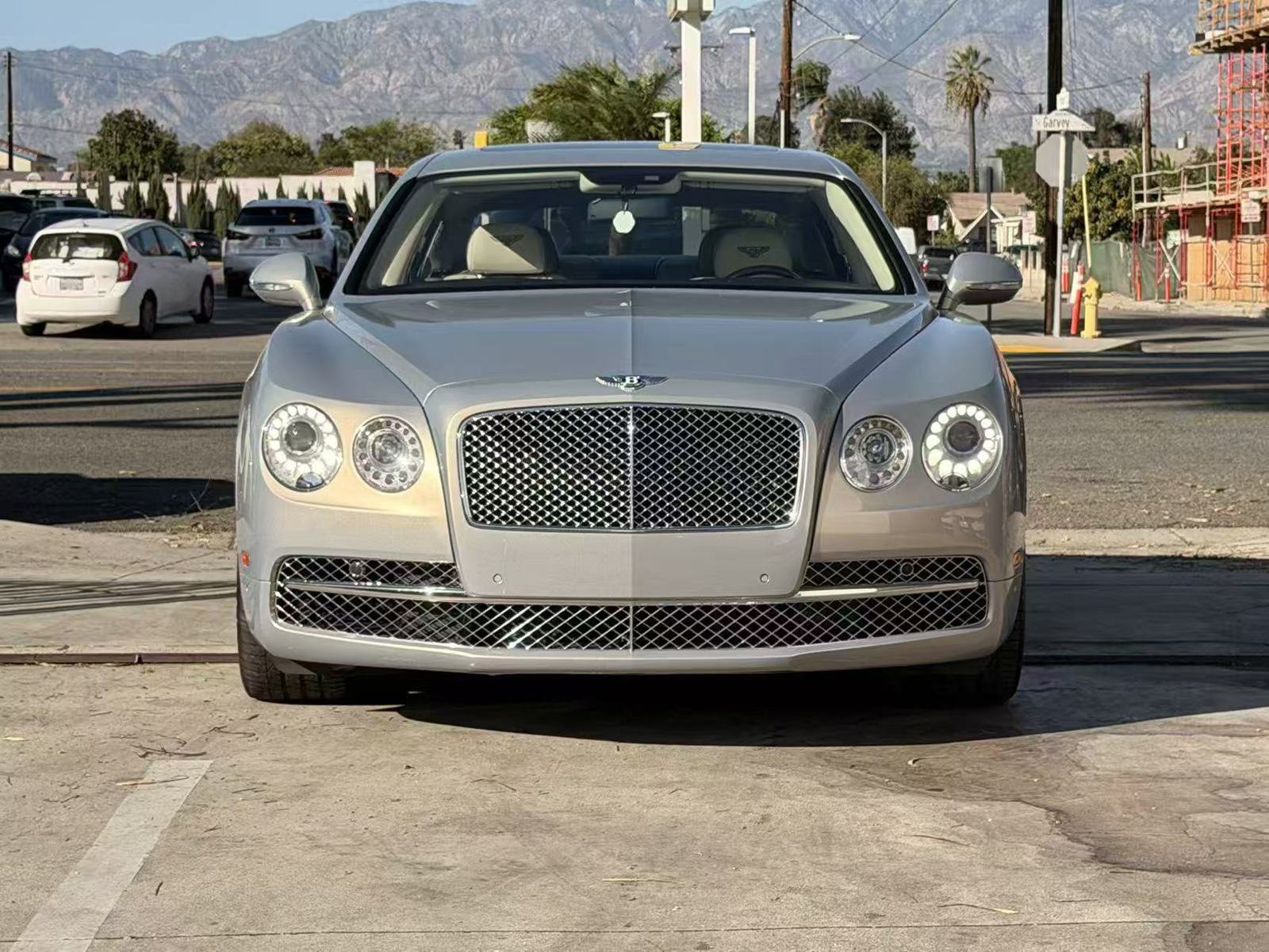 Used 2014 Bentley Flying Spur W12 AWD/4WD image 3