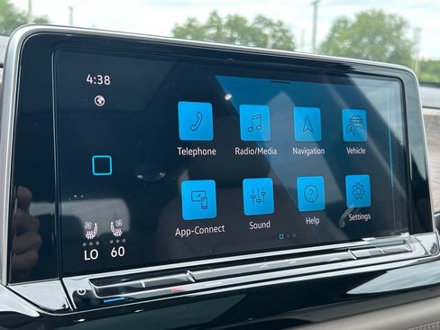 New 2026 Volkswagen Atlas SE FWD image 30