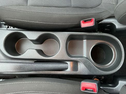 Used 2021 Hyundai Accent SE image 29