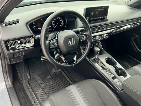 Used 2025 Honda Civic Sport image 15