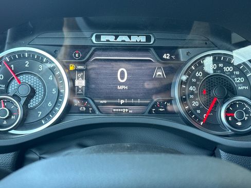 New 2026 RAM 1500 Laramie AWD/4WD image 23
