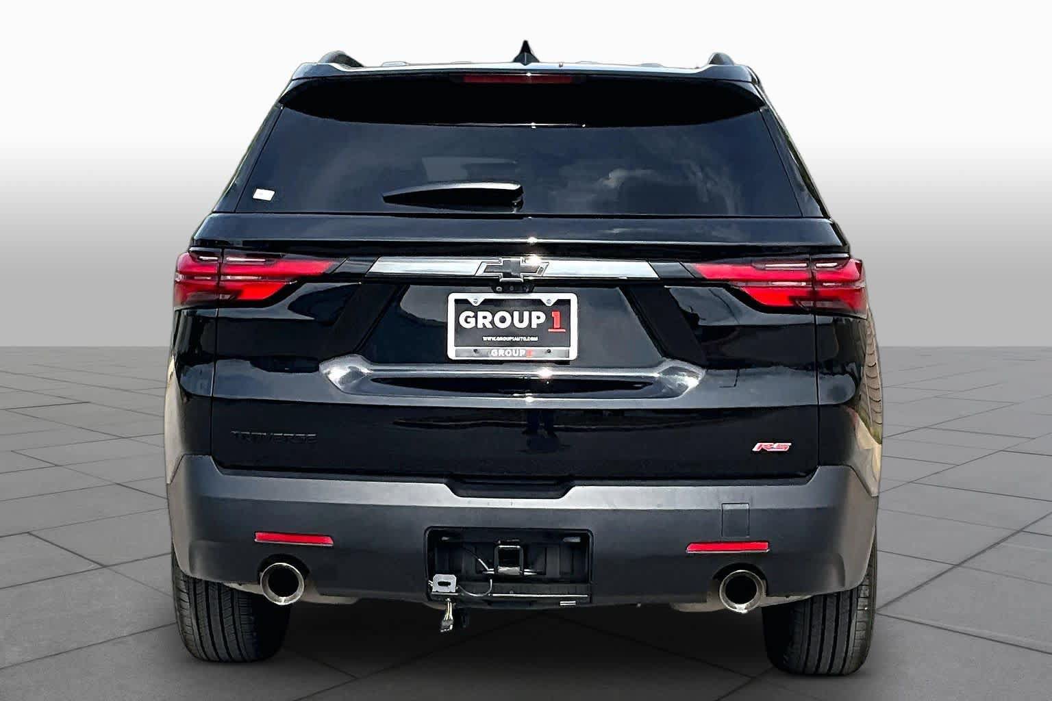 Used 2023 Chevrolet Traverse RS FWD image 5