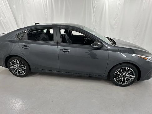 Used 2024 Kia Forte GT-Line image 2
