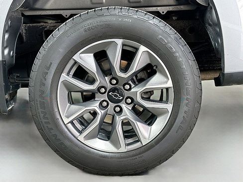 Used 2023 Chevrolet Silverado 1500 LT w/ Z71 Off-Road Package image 27