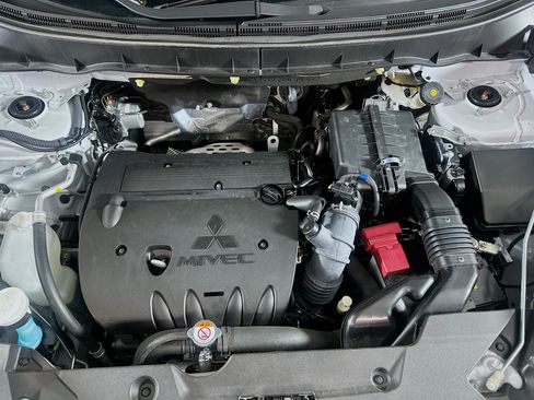 Used 2025 Mitsubishi Outlander Sport ES AWD/4WD image 30