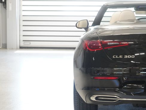 Certified 2024 Mercedes-Benz CLE 300 4MATIC Cabriolet image 12