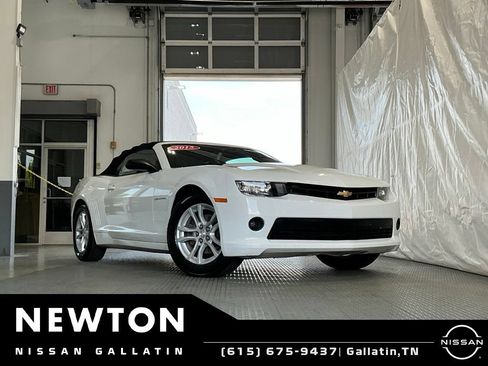 Used 2015 Chevrolet Camaro LT RWD image 32