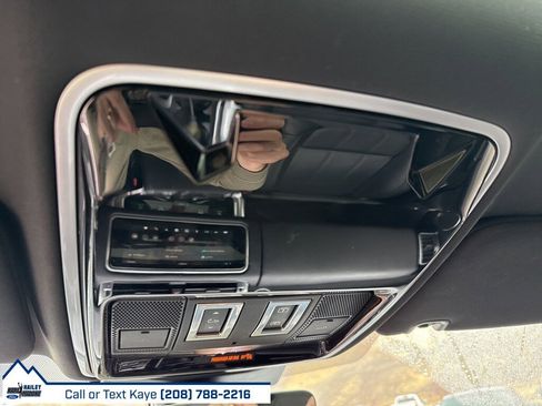 Used 2020 Land Rover Range Rover Sport HSE Dynamic image 25