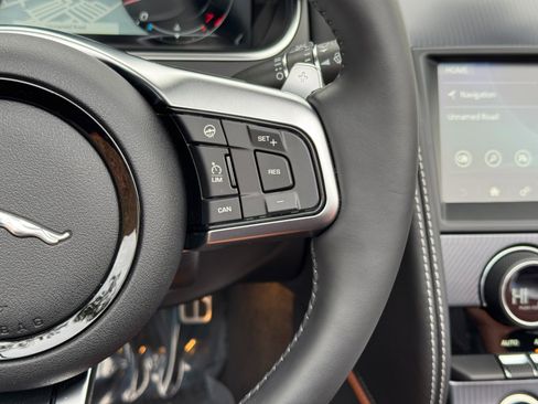 Used 2024 Jaguar F-TYPE R-Dynamic image 33