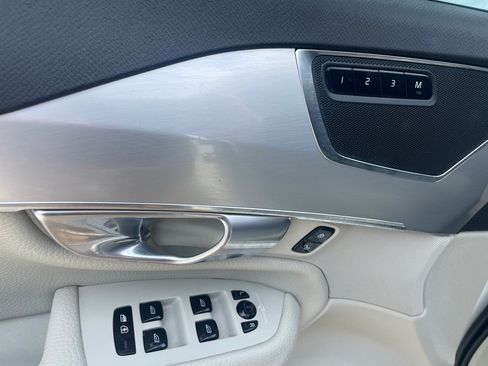 Used 2017 Volvo XC90 T6 Momentum w/ Vision Package AWD/4WD image 20