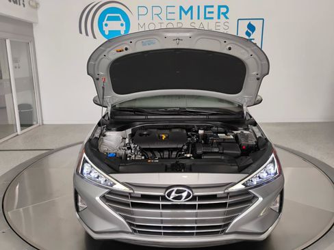Used 2020 Hyundai Elantra Limited FWD image 21