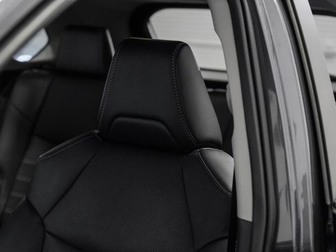 Used 2024 Toyota RAV4 Limited image 34