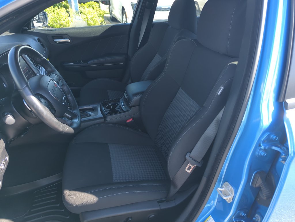 Used 2023 Dodge Charger R/T w/ Blacktop Package RWD image 11