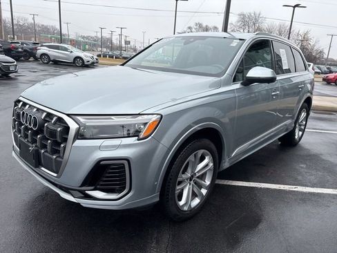 Used 2025 Audi Q7 3.0T Premium Plus image 8