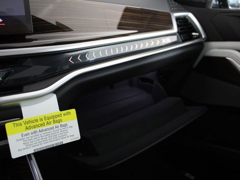 New 2026 BMW X5 xDrive50e w/ M Sport Package image 28