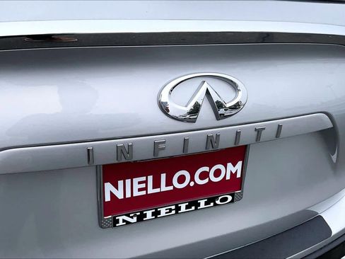 Used 2021 INFINITI QX50 Luxe image 11