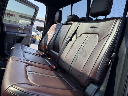 Used 2017 Ford F250 Platinum w/ Platinum Ultimate Package AWD/4WD image 33