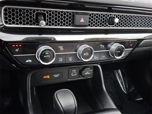 Used 2023 Honda Civic EX image 16