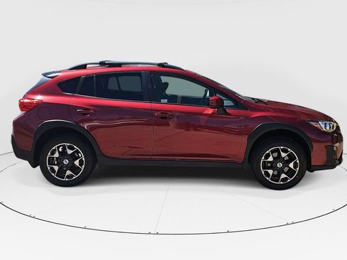 Used 2018 Subaru Crosstrek 2.0i Premium w/ Moonroof Package AWD/4WD image 2