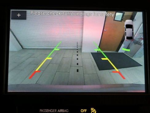 Used 2020 Lincoln MKZ Reserve w/ Elements Package FWD image 32