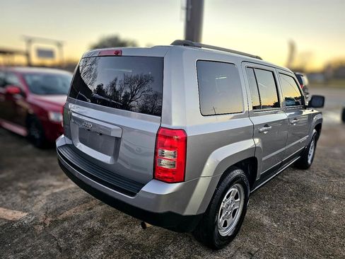 Used 2016 Jeep Patriot Sport w/ Power Value Group image 6
