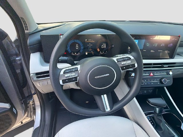 New 2026 Hyundai Tucson SE FWD image 11