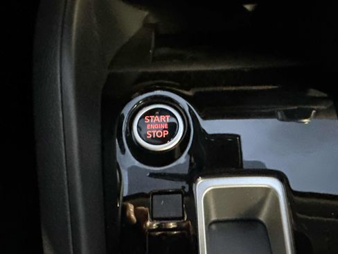 New 2025 Nissan Versa SR w/ Trunk Package image 36