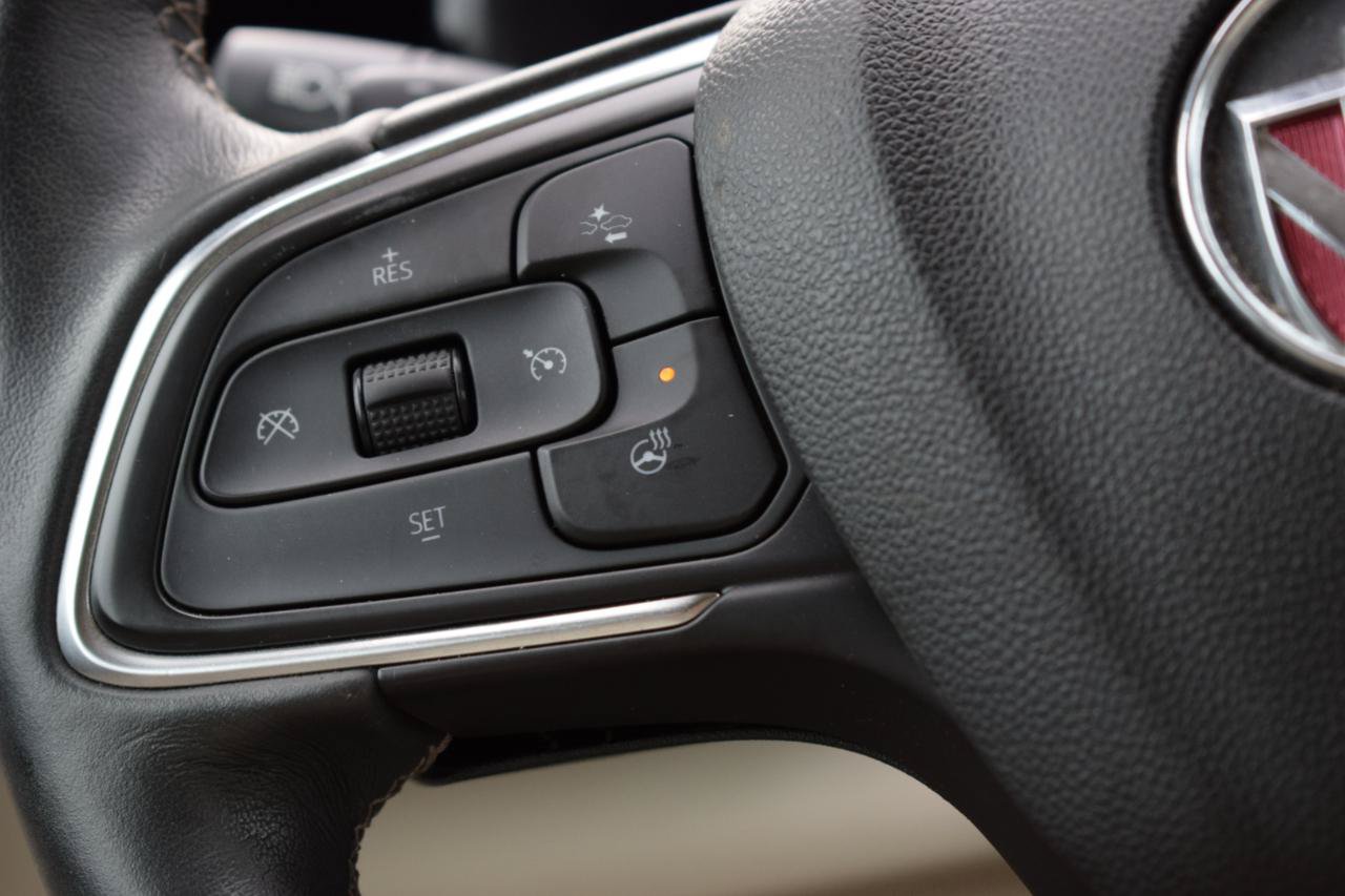 Used 2021 Buick Envision Essence w/ Technology Package I FWD image 20