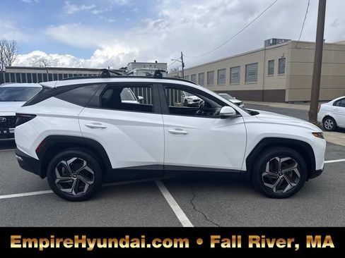Certified 2023 Hyundai Tucson Limited AWD/4WD image 3