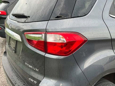 Used 2020 Ford EcoSport Titanium AWD/4WD image 12