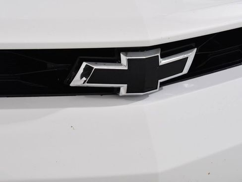 Used 2017 Chevrolet Camaro SS image 19