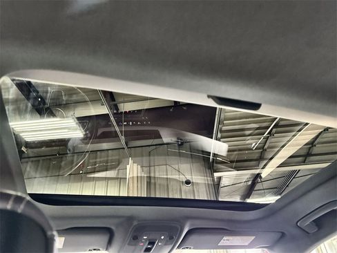 Used 2024 Audi A3 2.0T Premium image 25