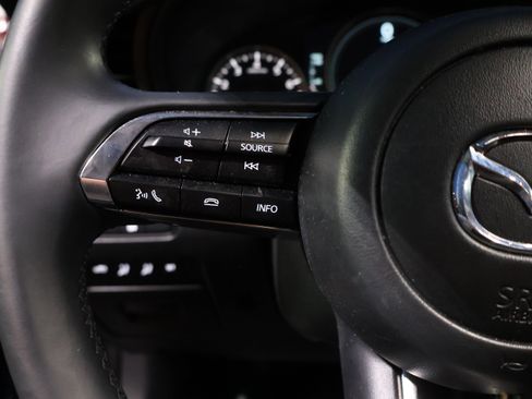 Used 2025 MAZDA MAZDA3 s image 32