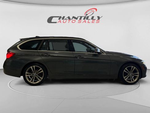Used 2017 BMW 328d xDrive Wagon AWD/4WD image 6