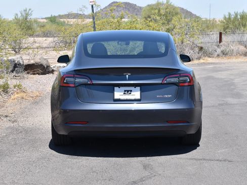 Used 2023 Tesla Model 3 Performance AWD/4WD image 3