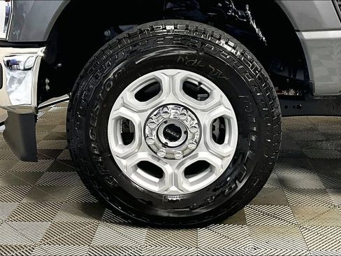Used 2025 Ford F250 XLT w/ 360-Degree Camera Package image 8