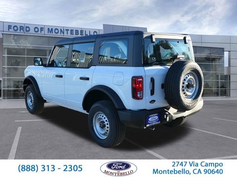 New 2025 Ford Bronco 4-Door image 7