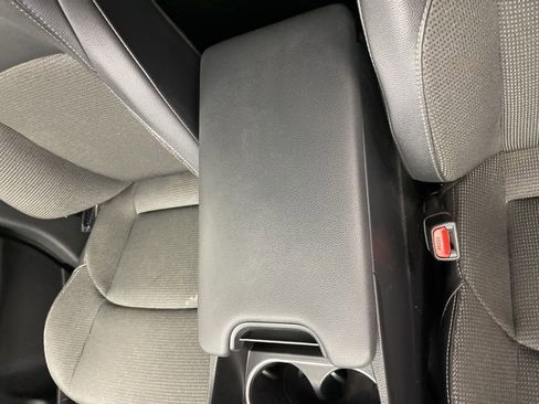 Used 2023 Toyota bZ4X XLE image 11