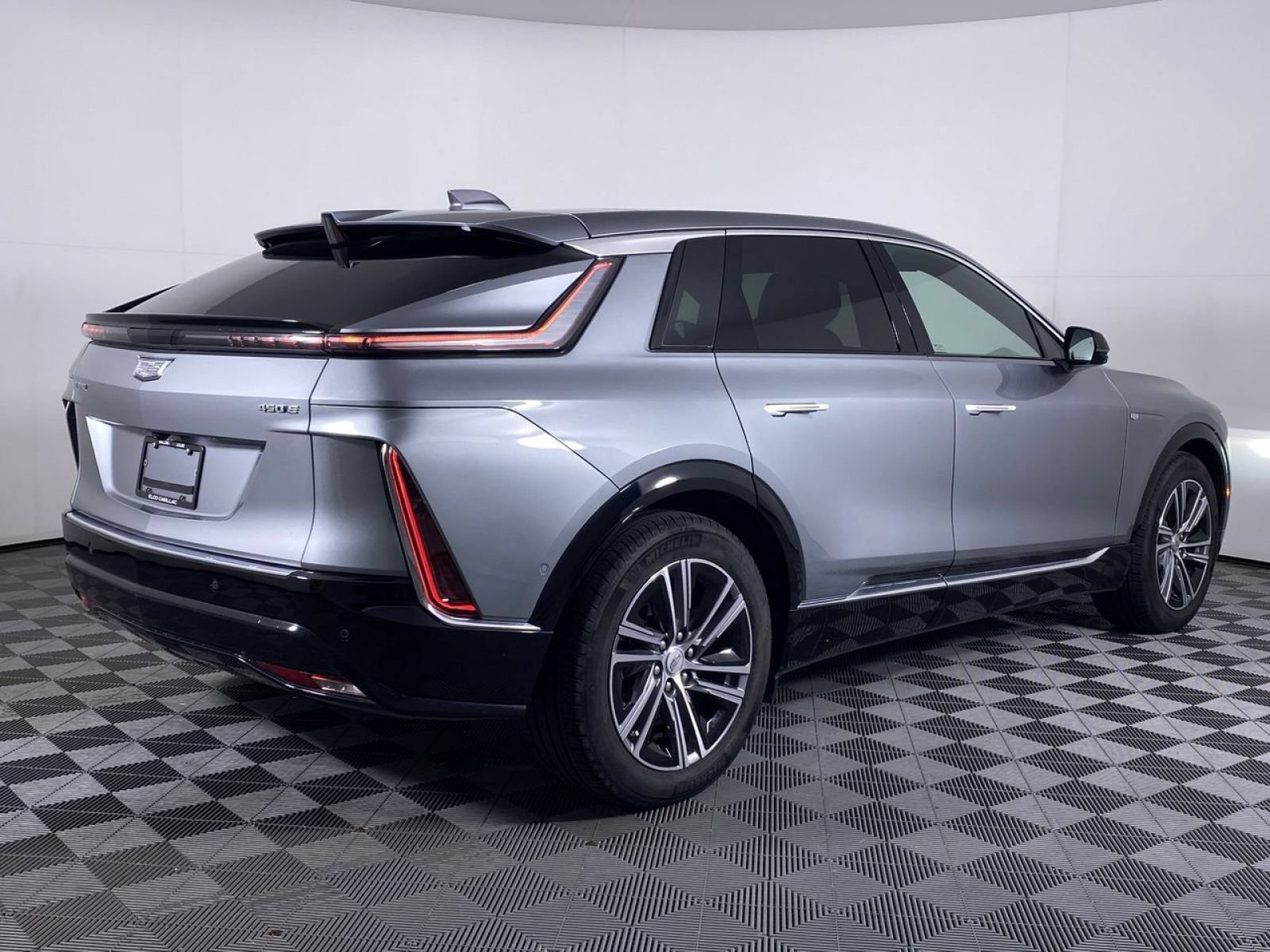 Certified 2024 Cadillac Lyriq Luxury RWD image 19