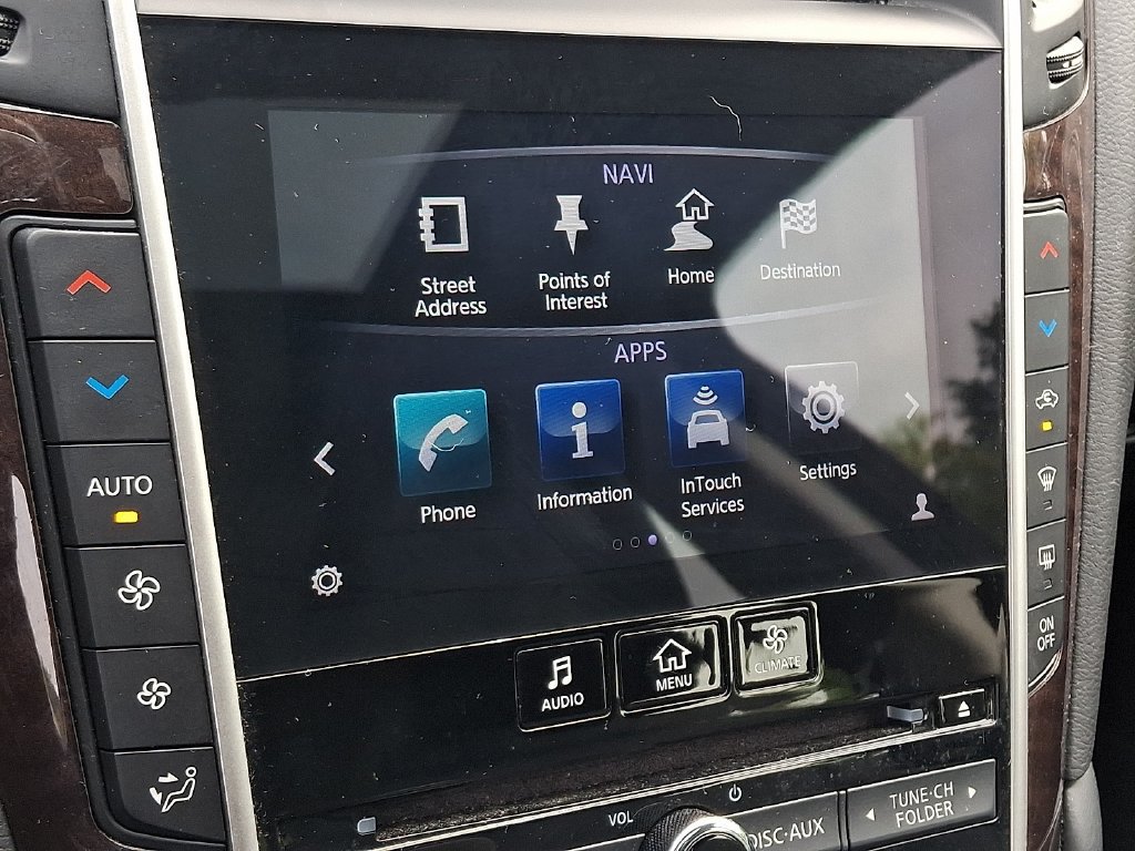 Used 2019 INFINITI Q50 Luxe w/ Essential Package (3.0T Luxe) AWD/4WD image 17