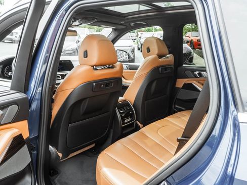 Used 2021 BMW X5 xDrive40i w/ Premium Package AWD/4WD image 29