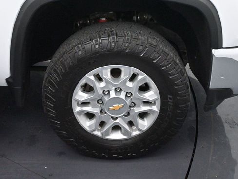 Used 2023 Chevrolet Silverado 2500 LT w/ Convenience Package image 35