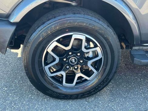 Used 2022 Ford Bronco Outer Banks AWD/4WD image 12