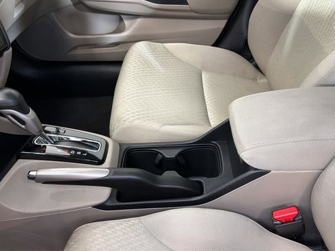 Used 2015 Honda Civic SE image 26