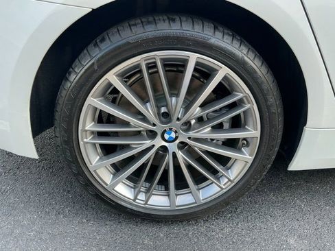 Used 2019 BMW 540i xDrive w/ Executive Package AWD/4WD image 30