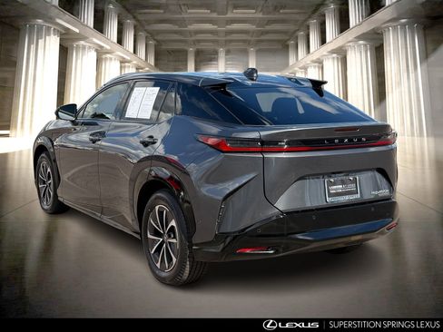 Used 2023 Lexus RZ 450e Premium w/ Technology Package image 8
